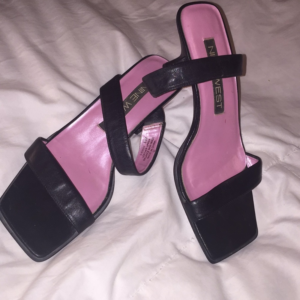 Women’s sandals